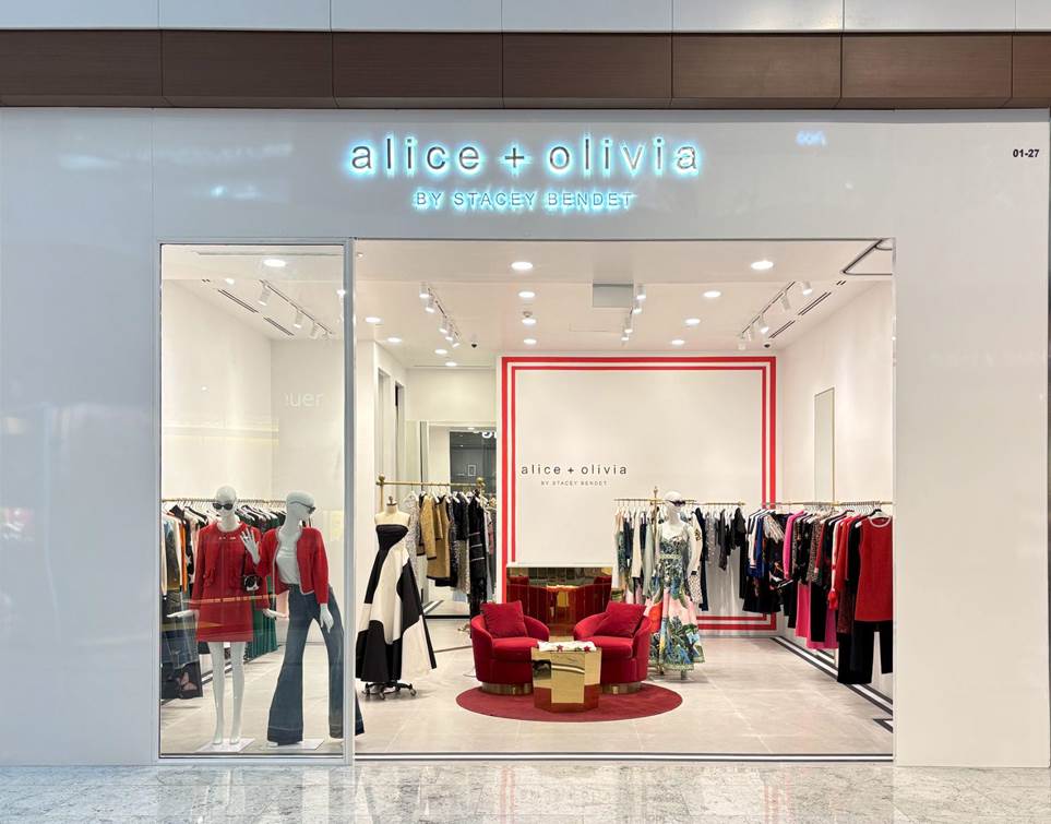 alice + olivia Opens Pop-Up Store at Raffles City - Akuura